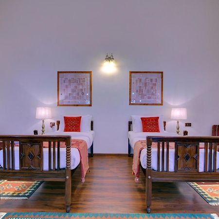 Welcomheritage Shivavilas Palace, Hampi Hoszpet Kültér fotó