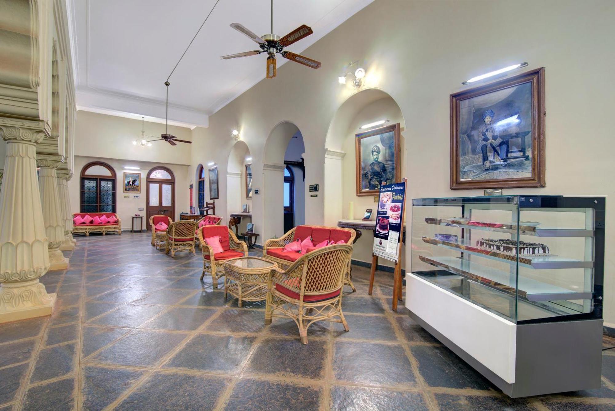 Welcomheritage Shivavilas Palace, Hampi Hoszpet Kültér fotó