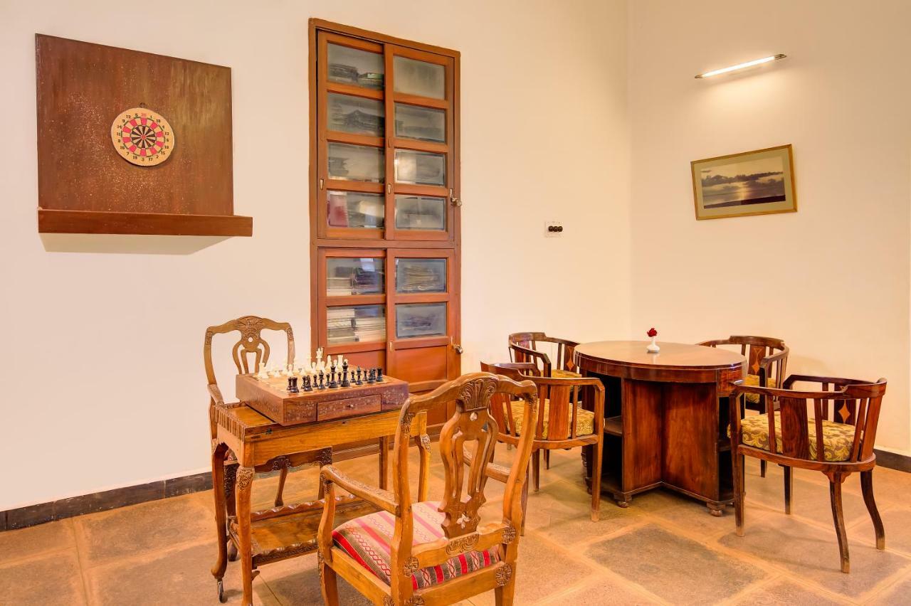 Welcomheritage Shivavilas Palace, Hampi Hoszpet Kültér fotó