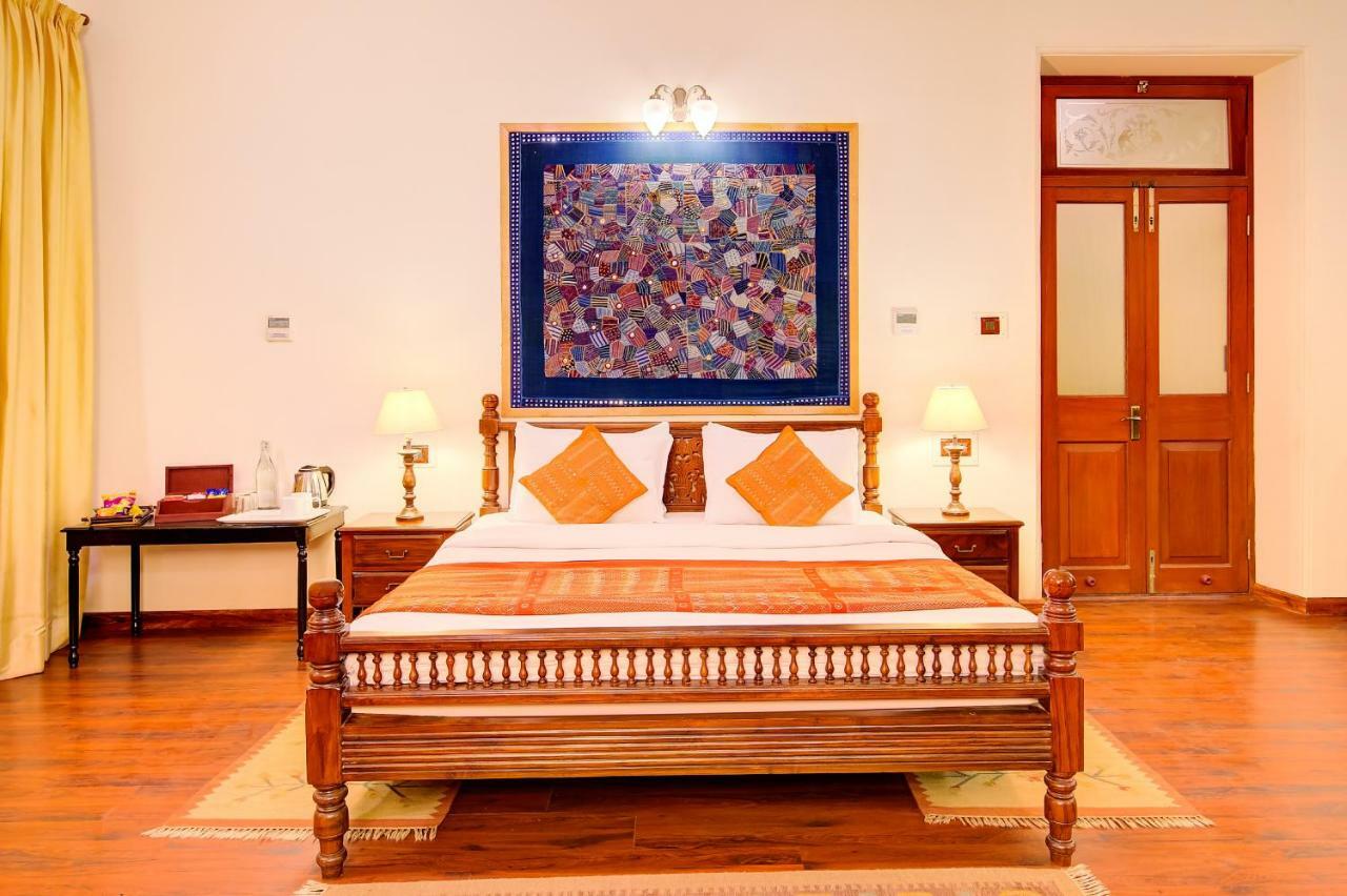 Welcomheritage Shivavilas Palace, Hampi Hoszpet Kültér fotó