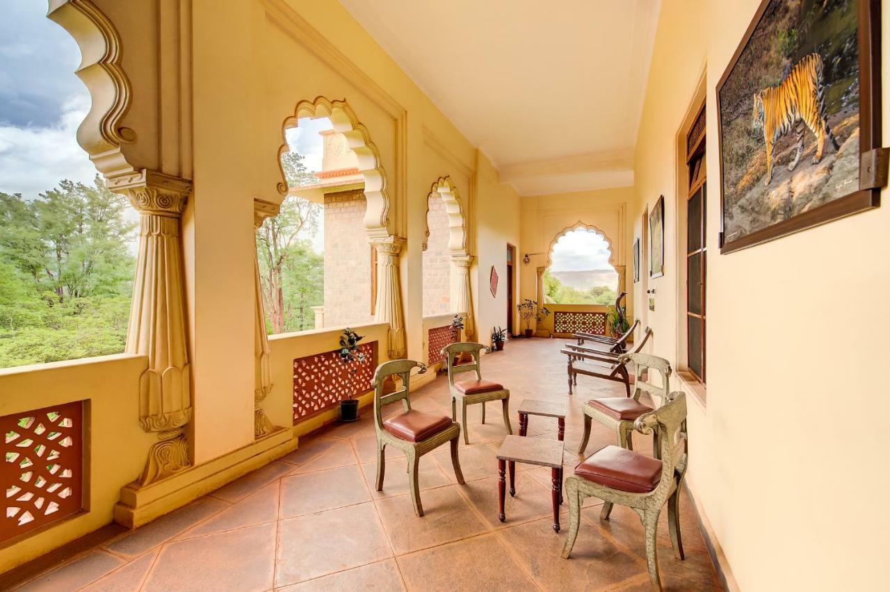 Welcomheritage Shivavilas Palace, Hampi Hoszpet Kültér fotó
